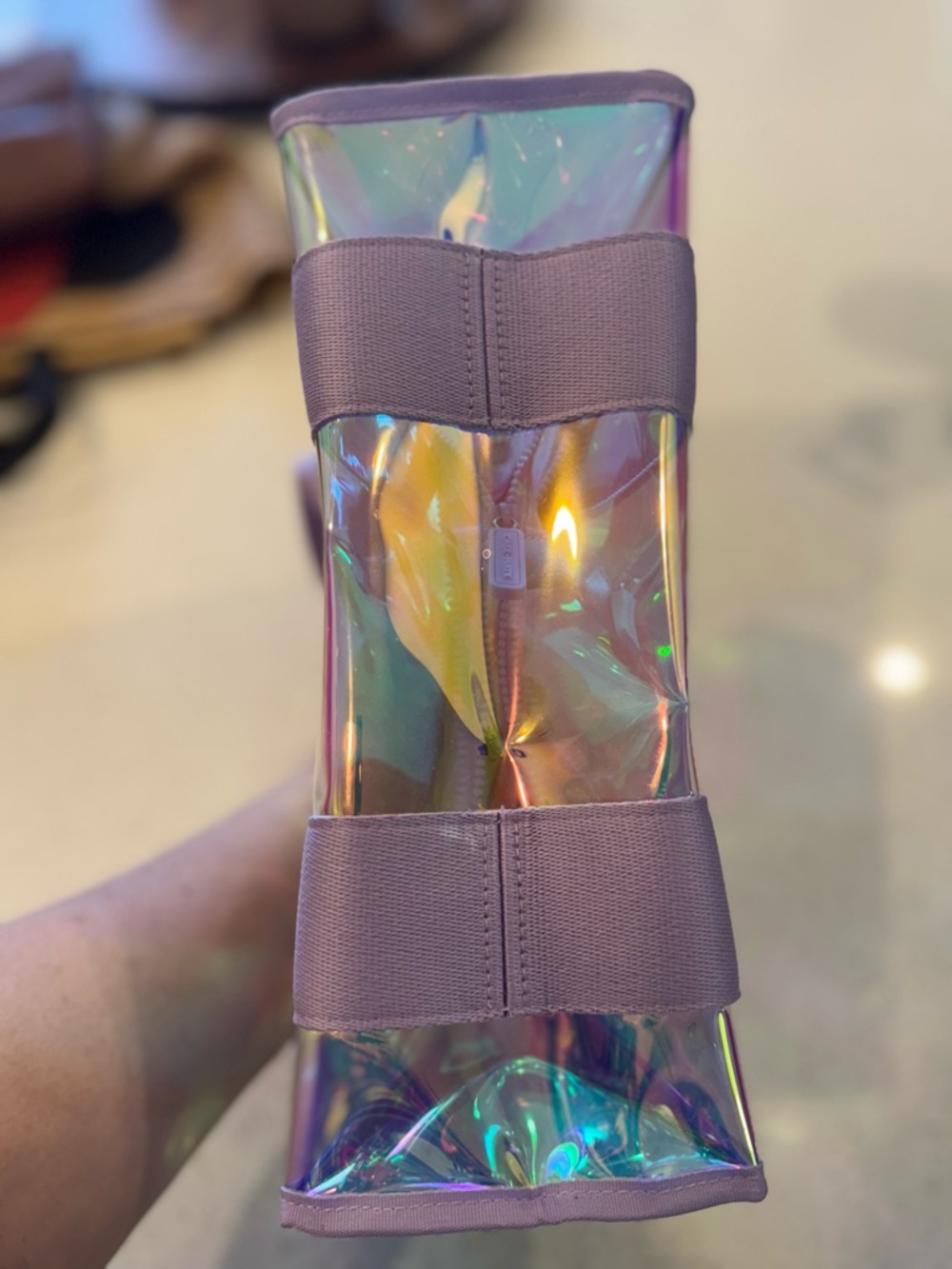 Case-mate Mini Jelly Iridescent Holographic Tote with Lavender Straps NWOT - Picture 4 of 7